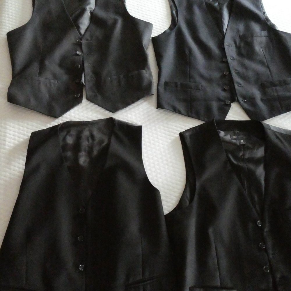 Set of 4 Men's Vests - Calvin Klein, INC, Alfani
